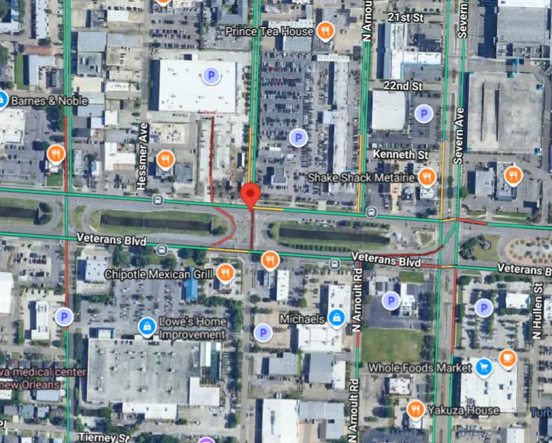 Metairie, LA – 1 Injured After Being Struck by Vehicle at Veterans Memorial Blvd & Edenborn Ave