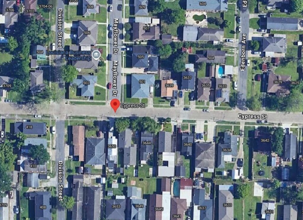 Metairie, LA – Pedestrian Struck by Cab Injured Near Cypress St and N Humboldt Dr